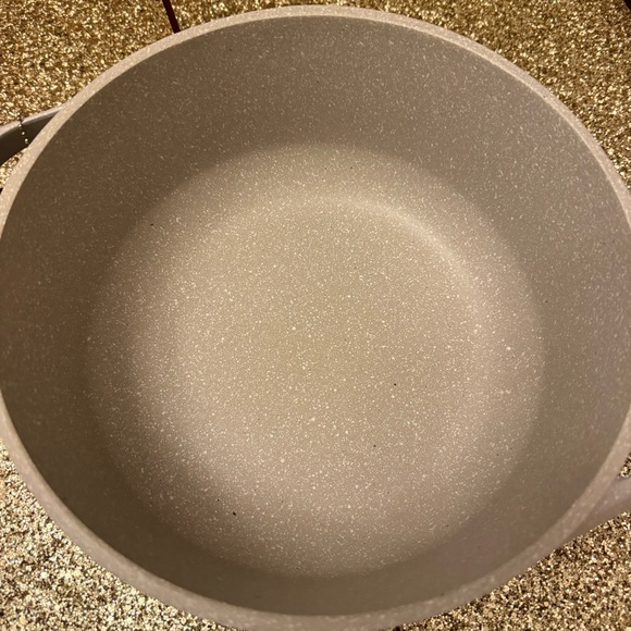 Masterclass Premium Cookware 
CASSEROLE 4.5 QT With Lid, beige new - Picture 5 of 9